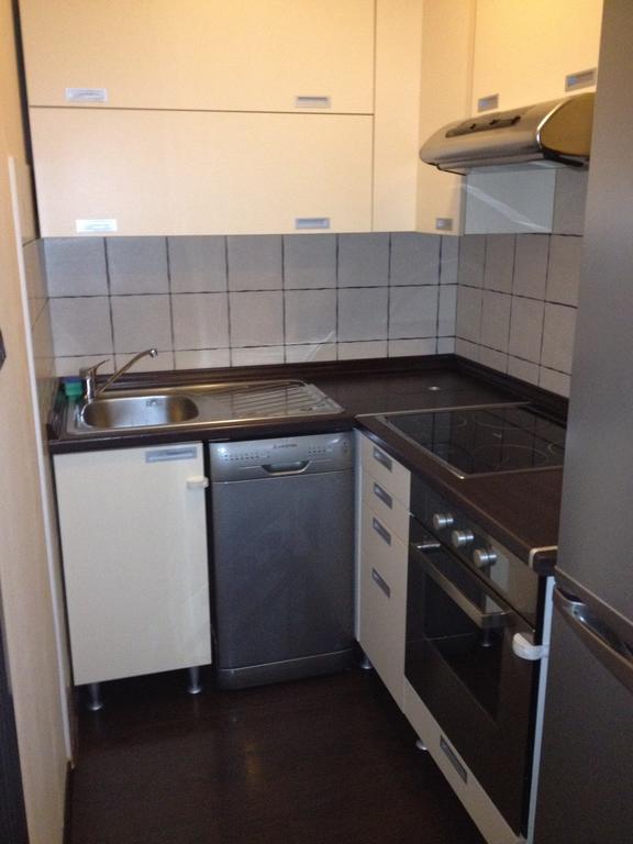 Apartment Ceh *